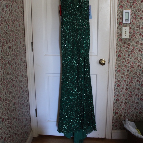 NEVER WORN PROM GIRL DESIGNER PROM DRESS - Picture 2 of 8